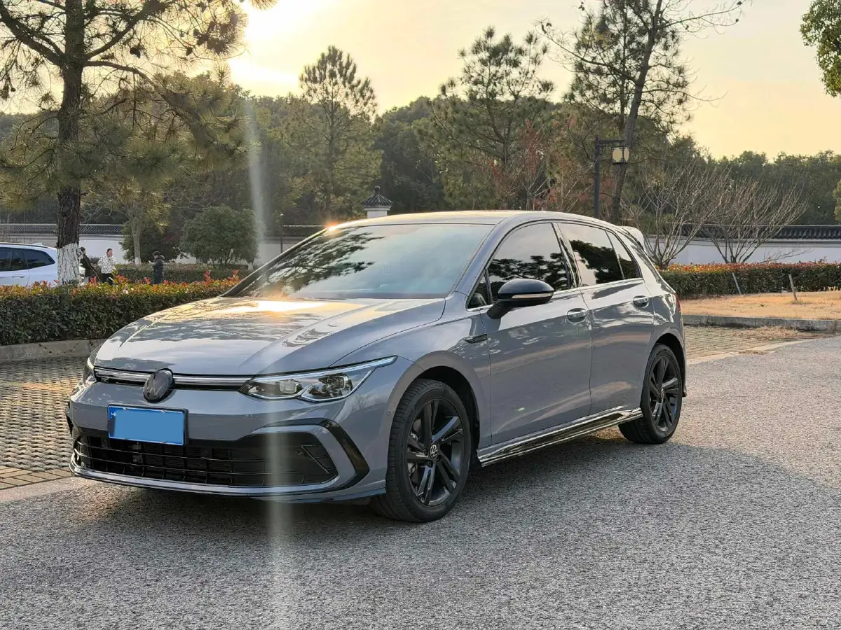 2023 Volkswagen Golf 1.4T 150HP L4 7DCT