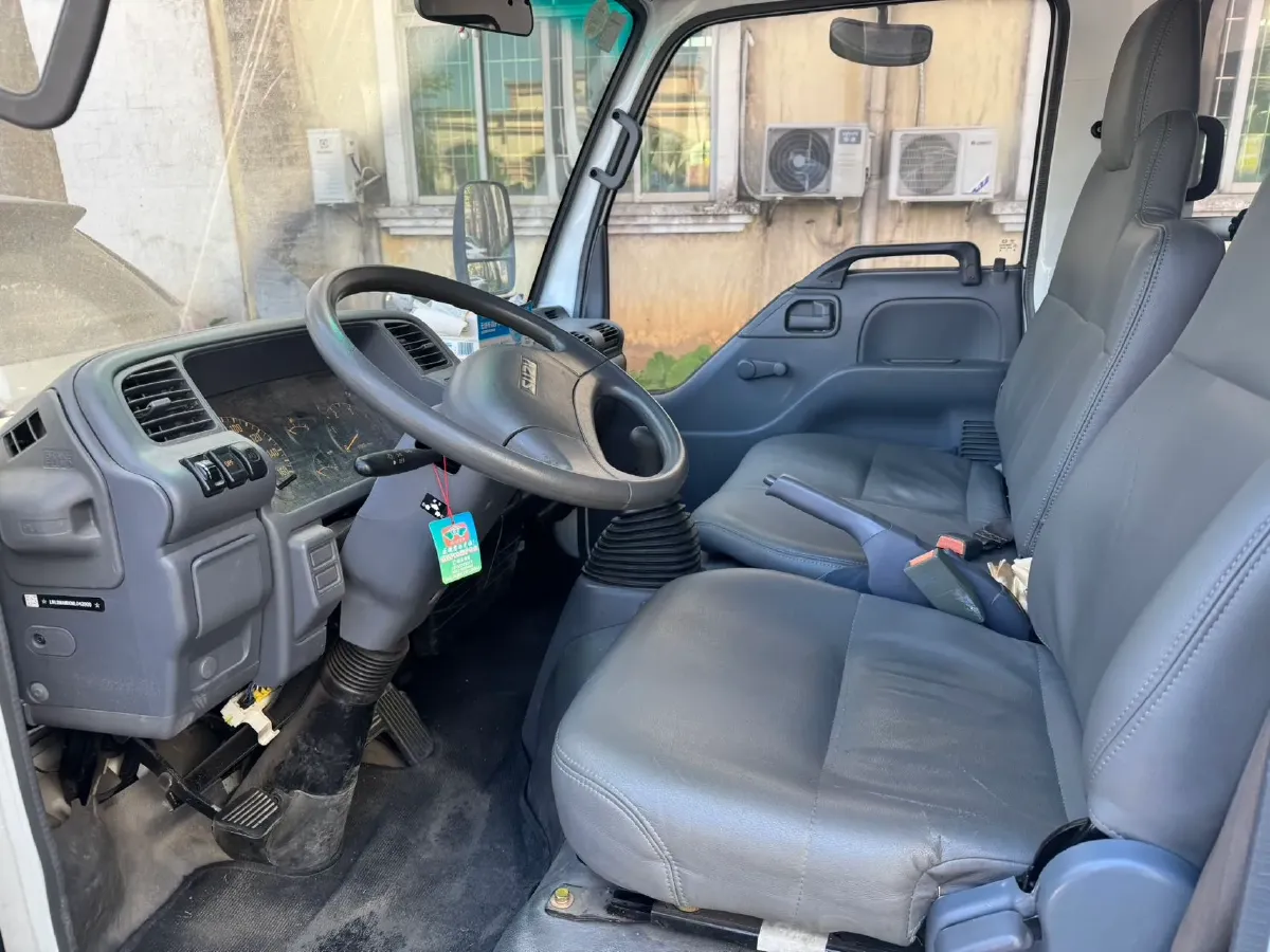 2025 Isuzu Taga H 3.0T 143HP L4 5MT,autocango,china used car exporter,china ev exporter,chinese used car exporter,chinese used ev exporter