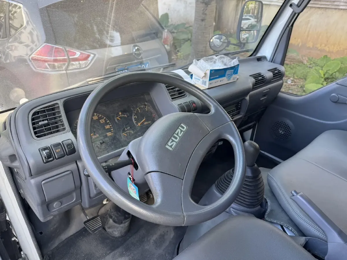 2025 Isuzu Taga H 3.0T 143HP L4 5MT,autocango,china used car exporter,china ev exporter,chinese used car exporter,chinese used ev exporter