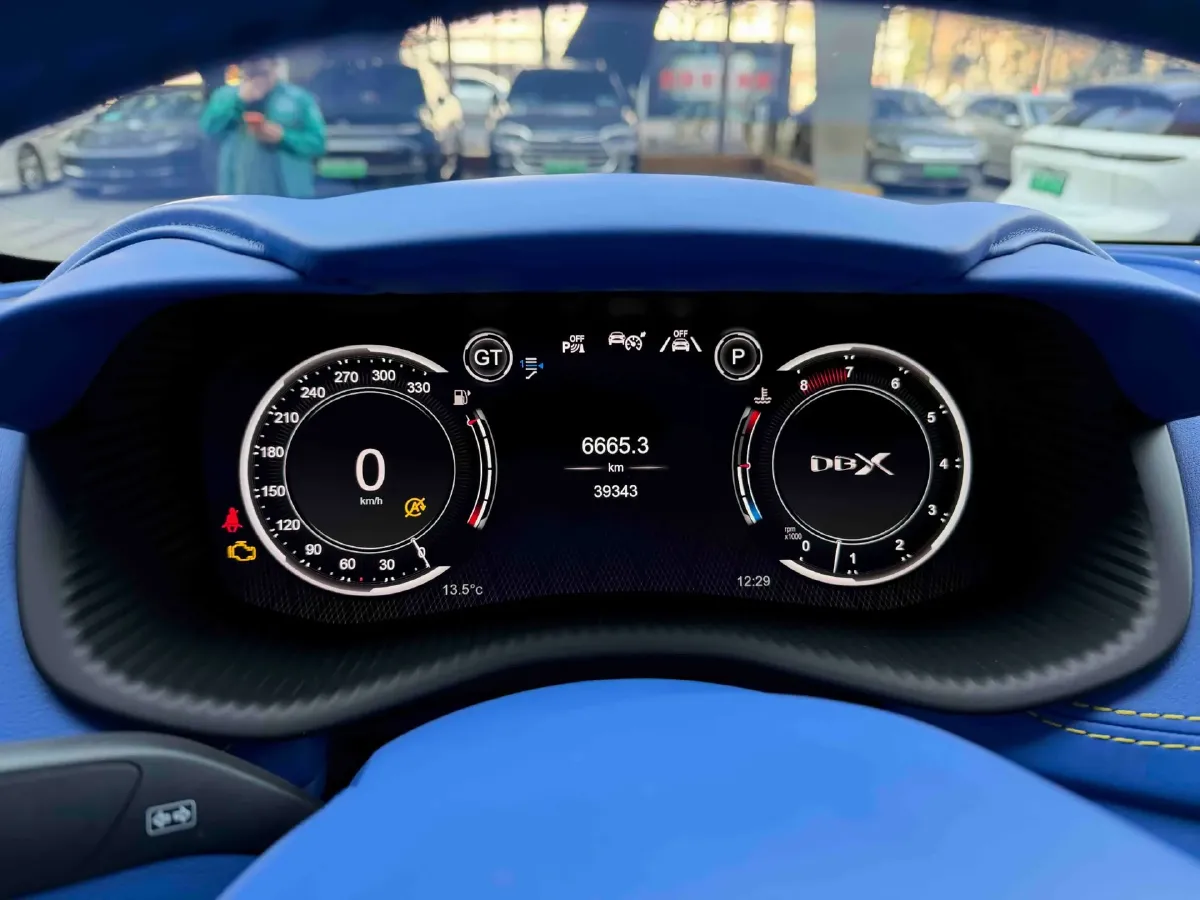 2021 Aston Martin DBX 4.0T 550HP V8 9AT,autocango,china used car exporter,china ev exporter,chinese used car exporter,chinese used ev exporter