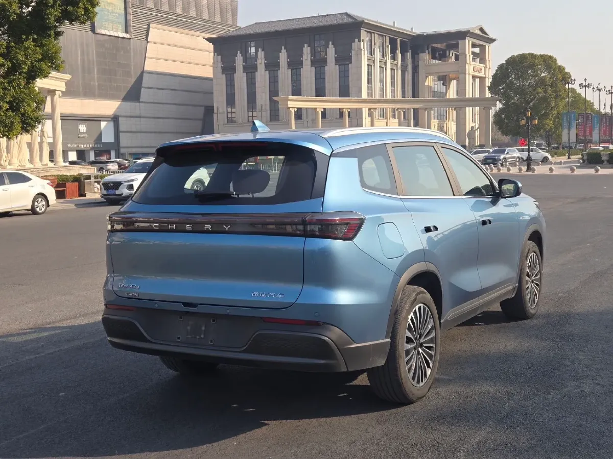 2025 Chery Tiggo8 PLUS C-DM 1.5T 156HP L4 1DHT PHEV,autocango,china used car exporter,china ev exporter,chinese used car exporter,chinese used ev exporter