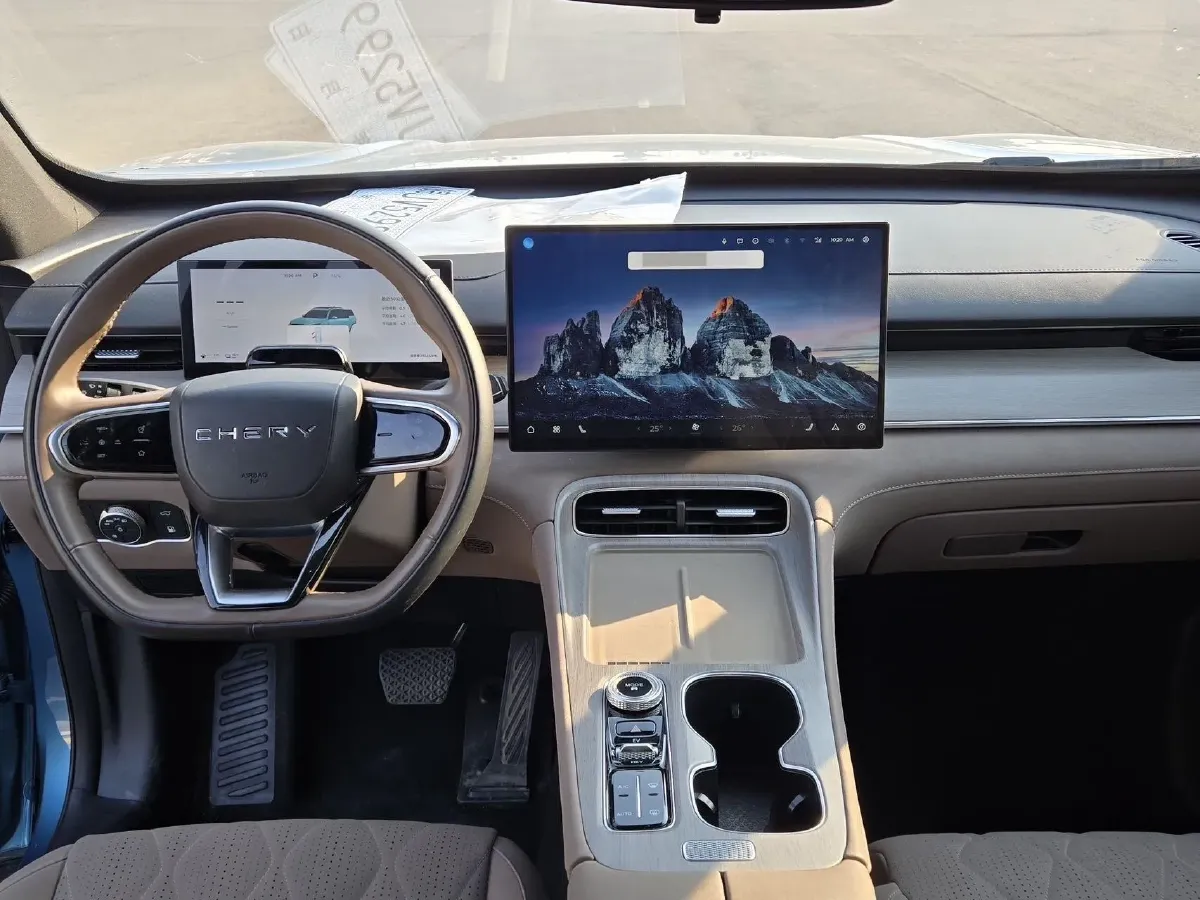 2025 Chery Tiggo8 PLUS C-DM 1.5T 156HP L4 1DHT PHEV,autocango,china used car exporter,china ev exporter,chinese used car exporter,chinese used ev exporter