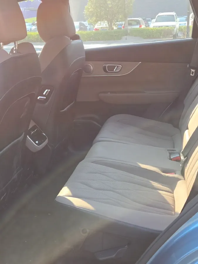 2025 Chery Tiggo8 PLUS C-DM 1.5T 156HP L4 1DHT PHEV,autocango,china used car exporter,china ev exporter,chinese used car exporter,chinese used ev exporter