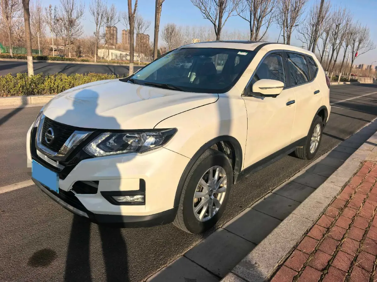 2020 Nissan X-Trail 2.0L 154HP L4 CVT