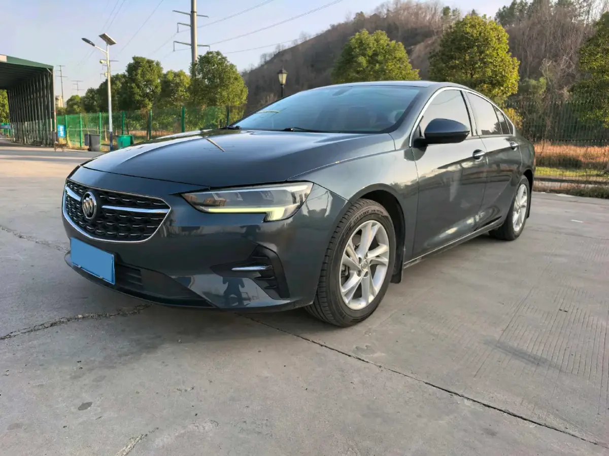 2020 Buick Regal 1.5T 169HP L4 9AT