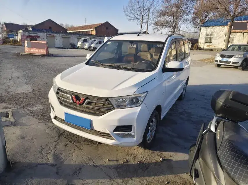 2019 WuLing HongGuang 1.5L 99HP L4 6MT