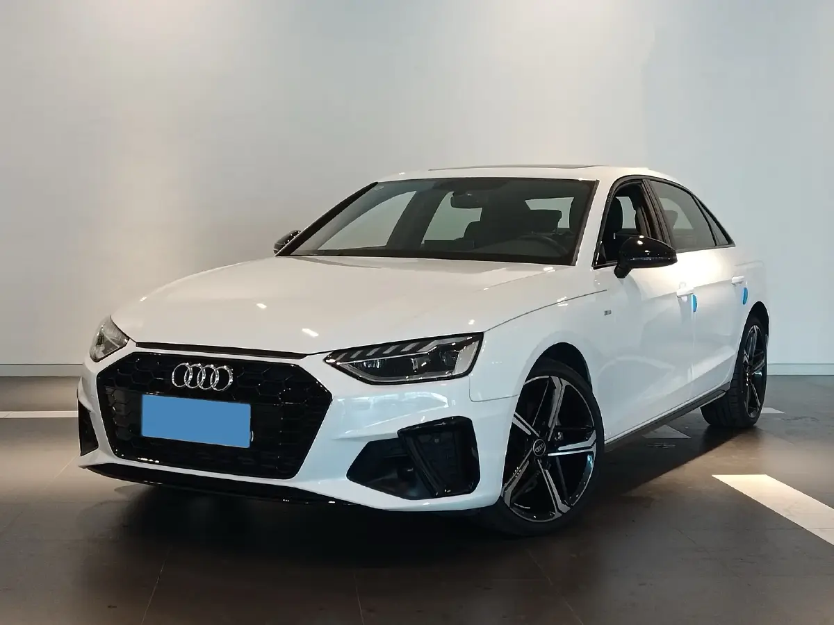 2024 Audi A4L 2.0T 190HP L4 7DCT