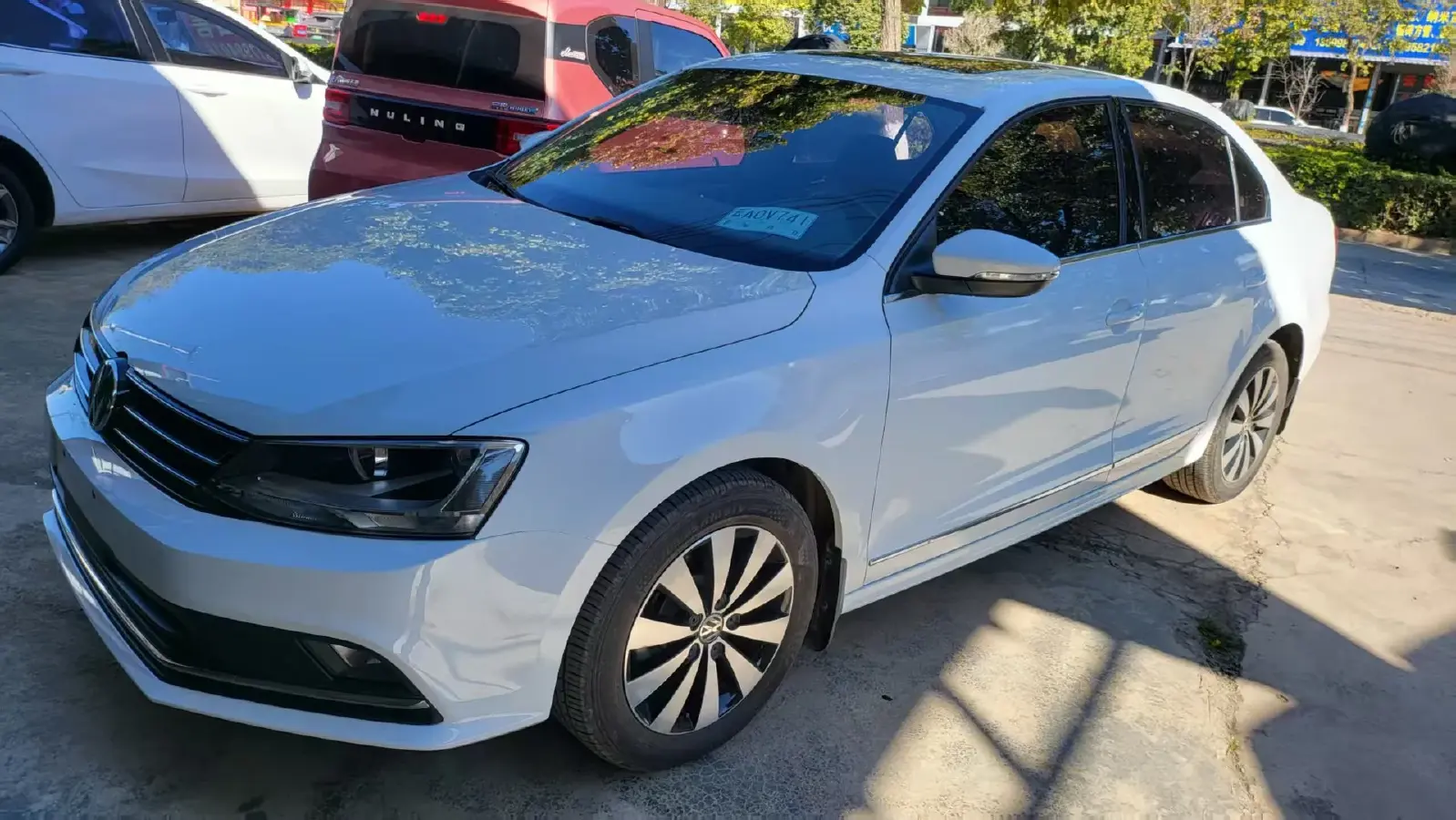 2017 Volkswagen Sagitar 1.6L 110HP L4 6AT