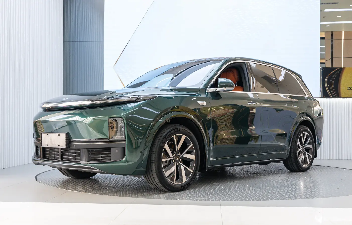 2023 Li L8 Range Extended 154HP REEV 40.9KWH