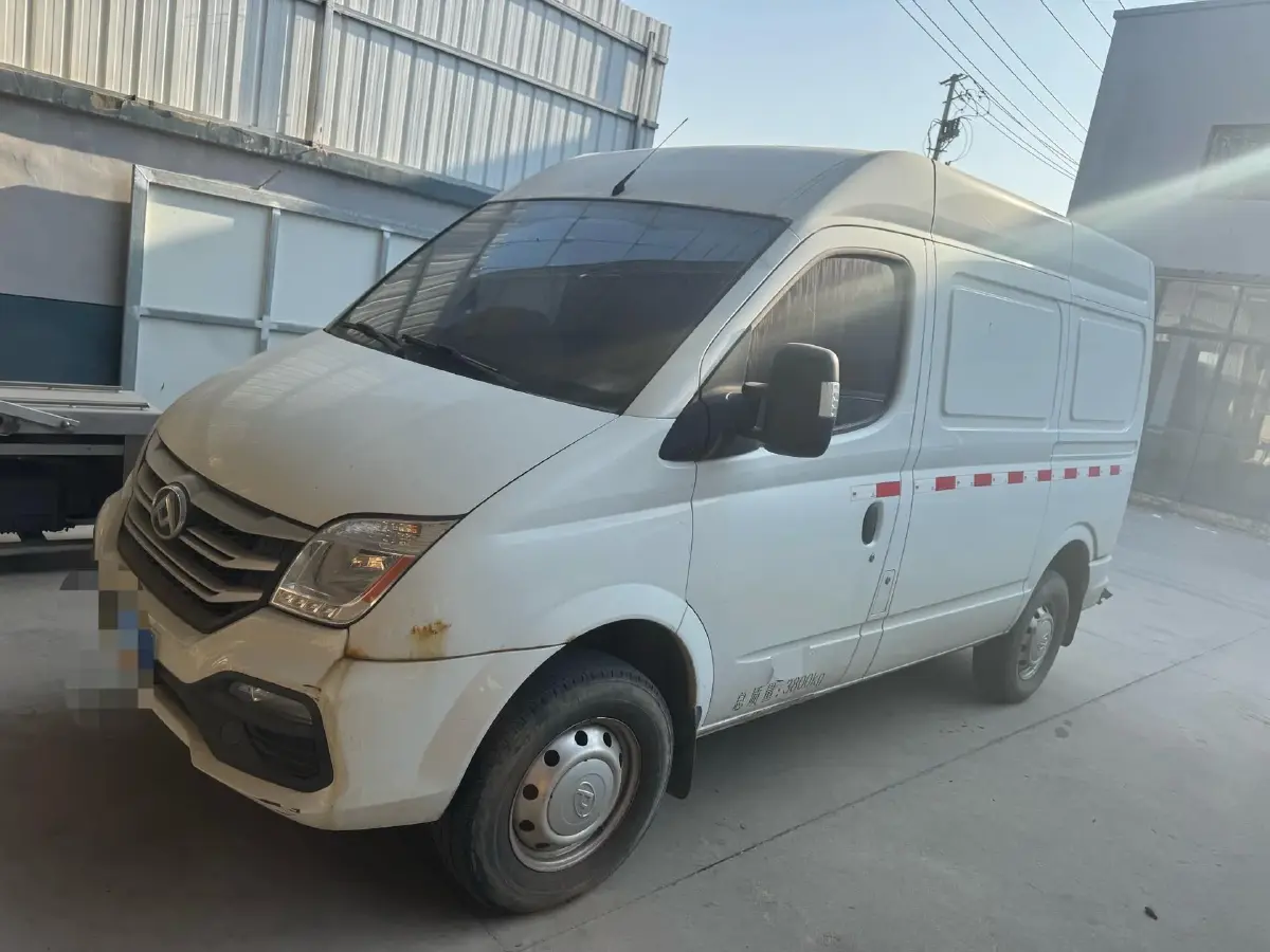 2021 MAXUS XinTu V80 2.0T 127HP L4 6MT