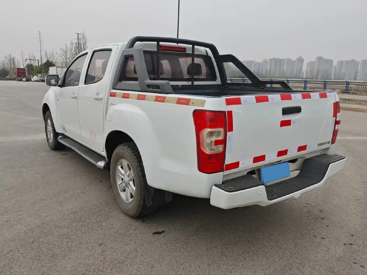 2018 Isuzu Taga 3.0T 131HP L4 5MT,autocango,china used car exporter,china ev exporter,chinese used car exporter,chinese used ev exporter