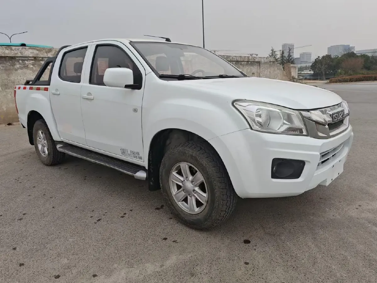 2018 Isuzu Taga 3.0T 131HP L4 5MT,autocango,china used car exporter,china ev exporter,chinese used car exporter,chinese used ev exporter
