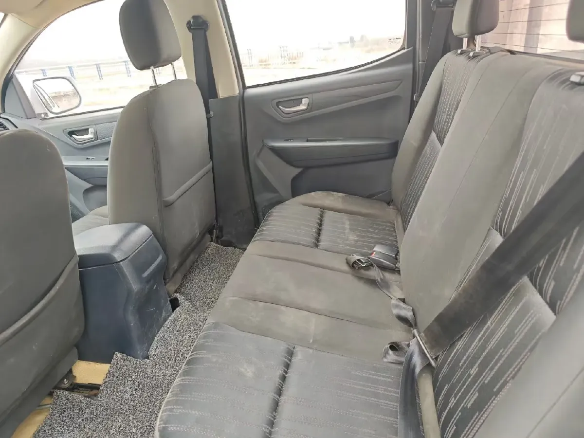 2018 Isuzu Taga 3.0T 131HP L4 5MT,autocango,china used car exporter,china ev exporter,chinese used car exporter,chinese used ev exporter