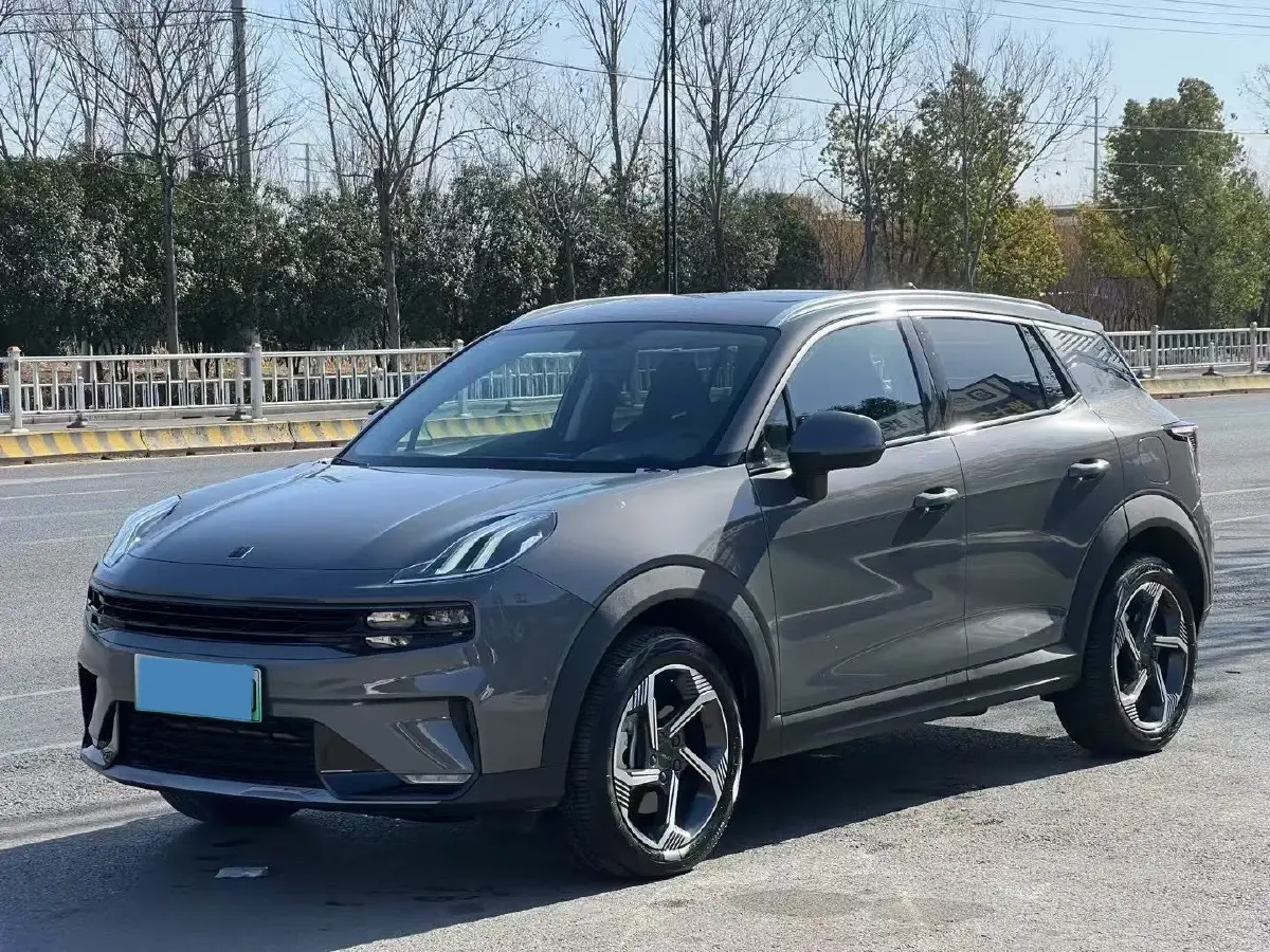 2023 LYNK&CO 06 EM-P 1.5L 120HP L4 3DHT PHEV 19.09KWH