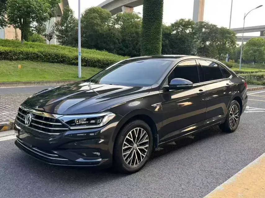 2020 Volkswagen Sagitar 1.4T 150HP L4 7DCT