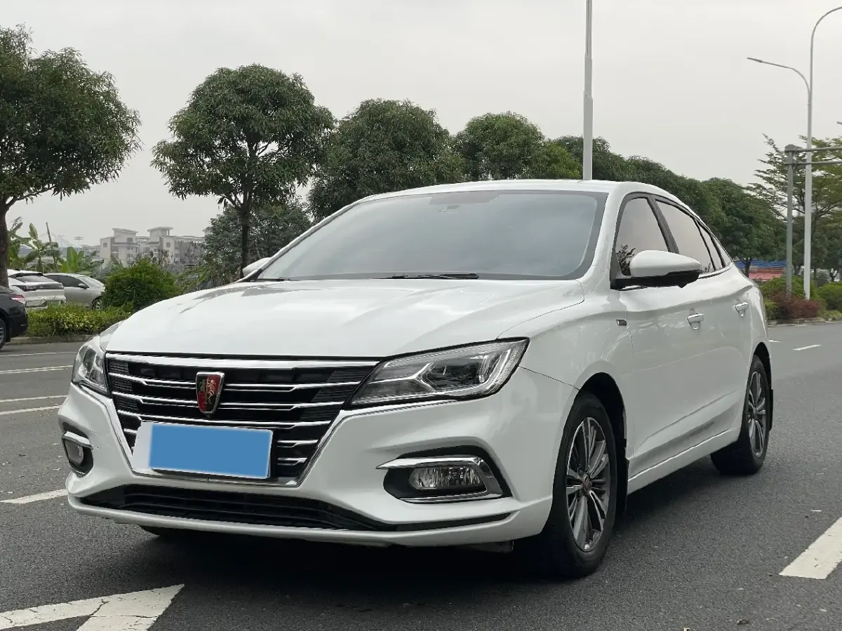 2019 Roewe i5 1.5L 120HP L4 CVT