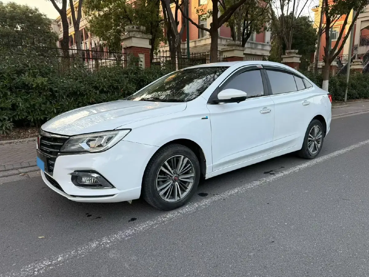 2019 Roewe i5 1.5L 120HP L4 CVT