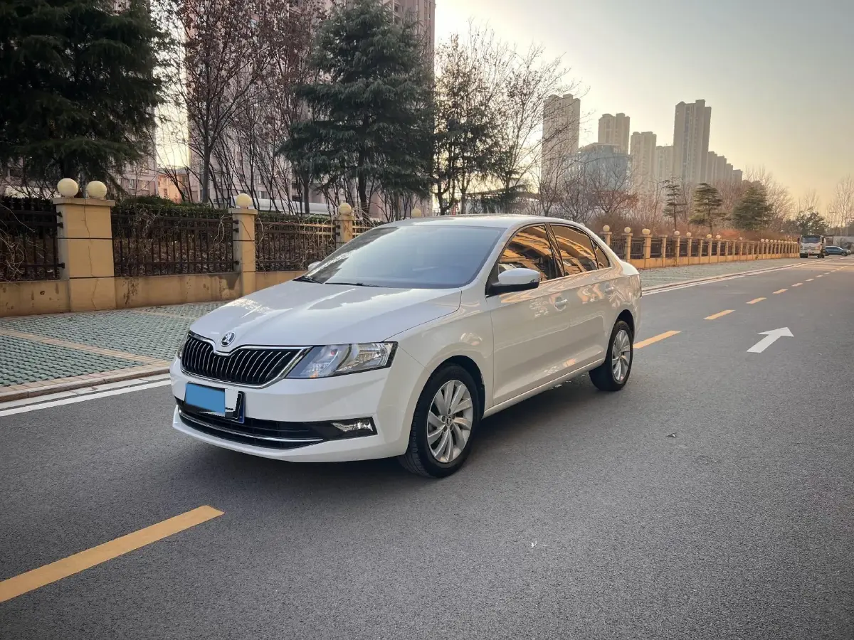 2018 Skoda Rapid 1.6L 110HP L4 6AT