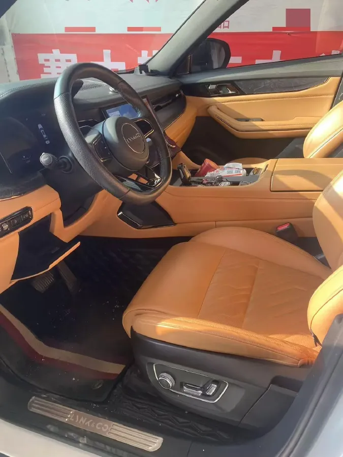 2021 Kia Carnival 2.0T 233HP L4 8AT,autocango,china used car exporter,china ev exporter,chinese used car exporter,chinese used ev exporter