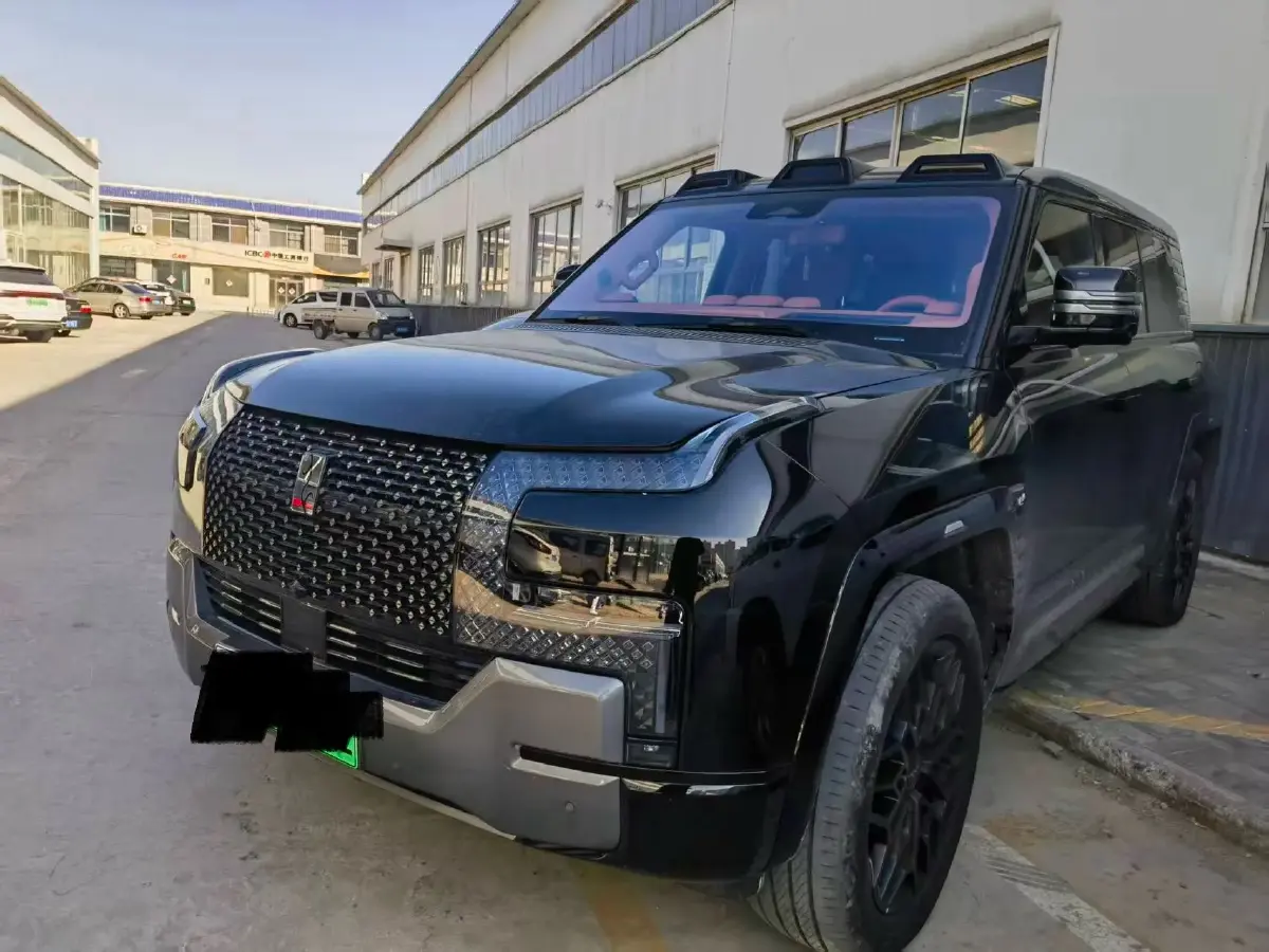 2023 YangWang U8 2.0T 272HP L4 REEV 49.05KWH