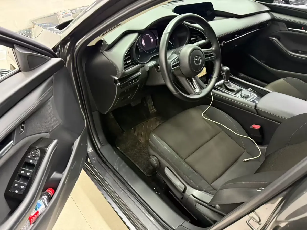 2021 Mazda 3 Axela 2.0L 158HP L4 6AT,autocango,china used car exporter,china ev exporter,chinese used car exporter,chinese used ev exporter