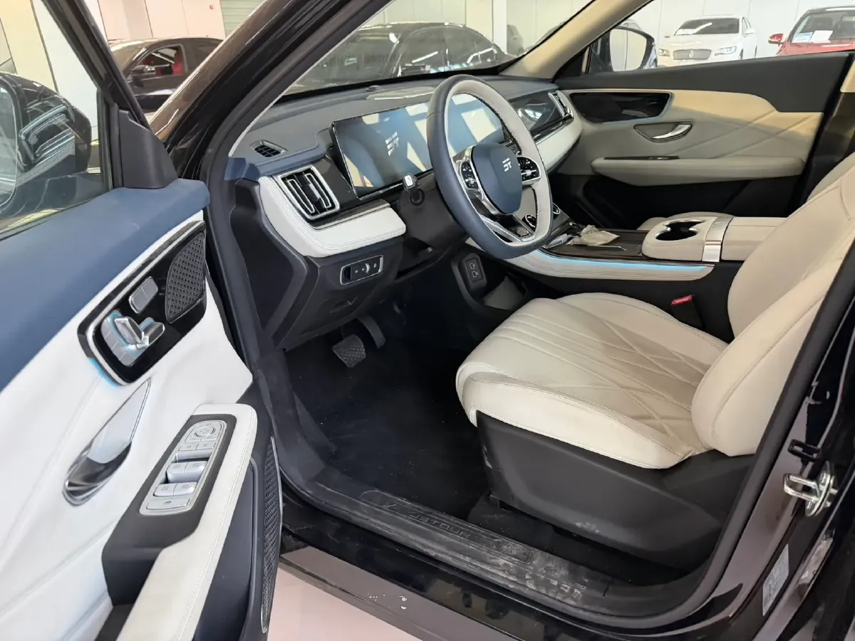 2025 Jetour ShanHai L7 1.5T 156HP L4 2DHT PHEV 19.43KWH,autocango,china used car exporter,china ev exporter,chinese used car exporter,chinese used ev exporter