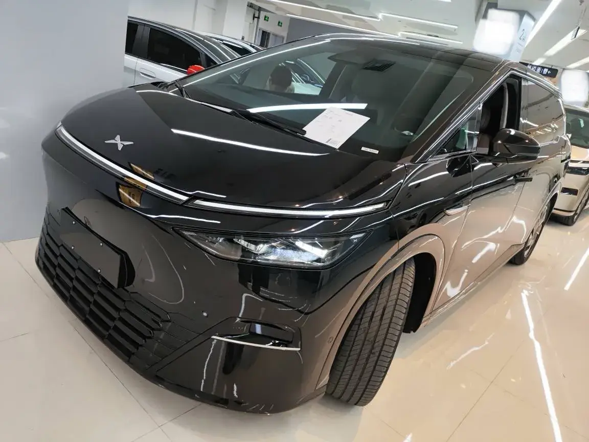 2024 Xpeng X9 BEV 101.5KWH