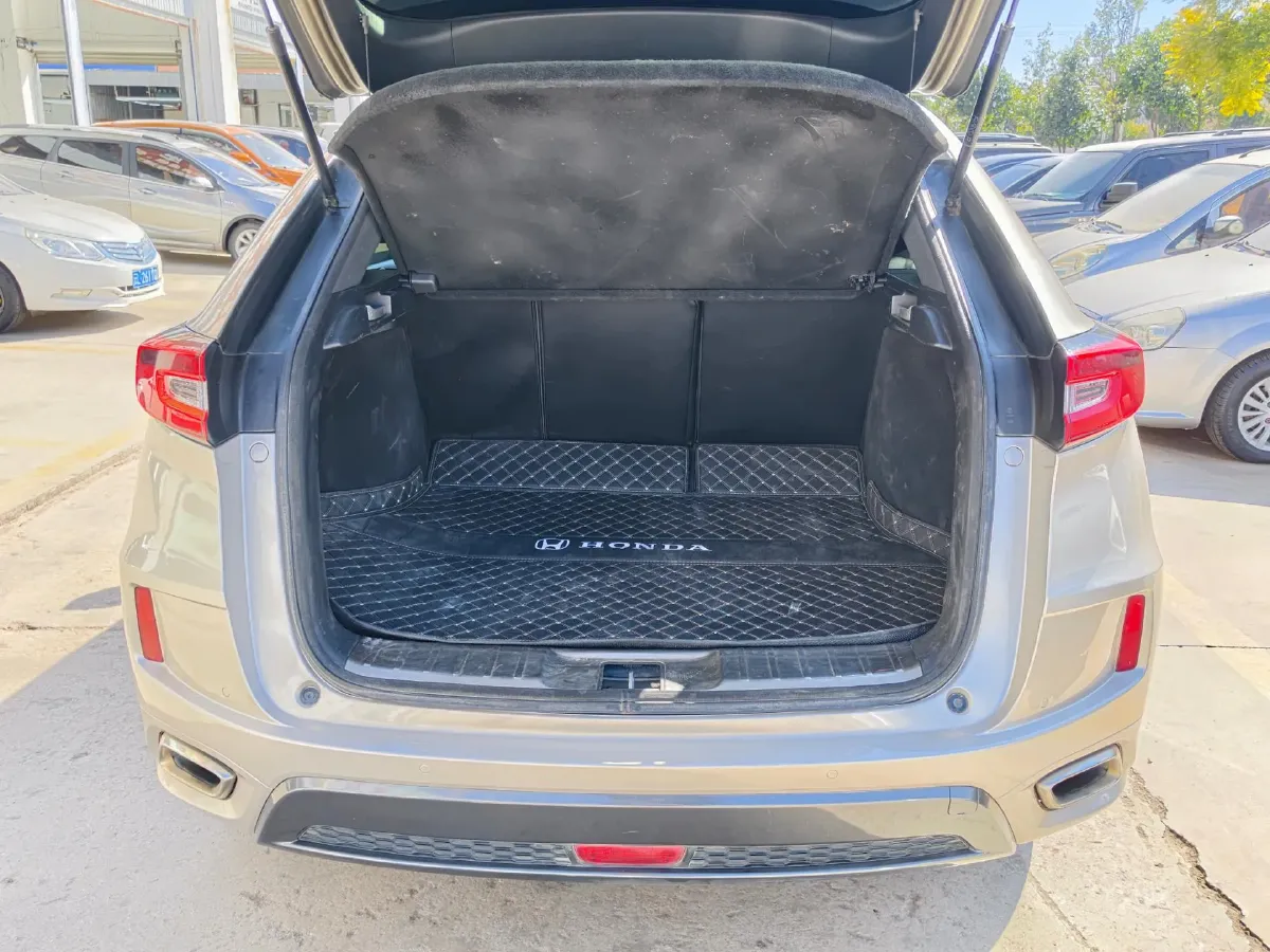 2017 Honda UR-V 2.0T 272HP L4 9AT,autocango,china used car exporter,china ev exporter,chinese used car exporter,chinese used ev exporter