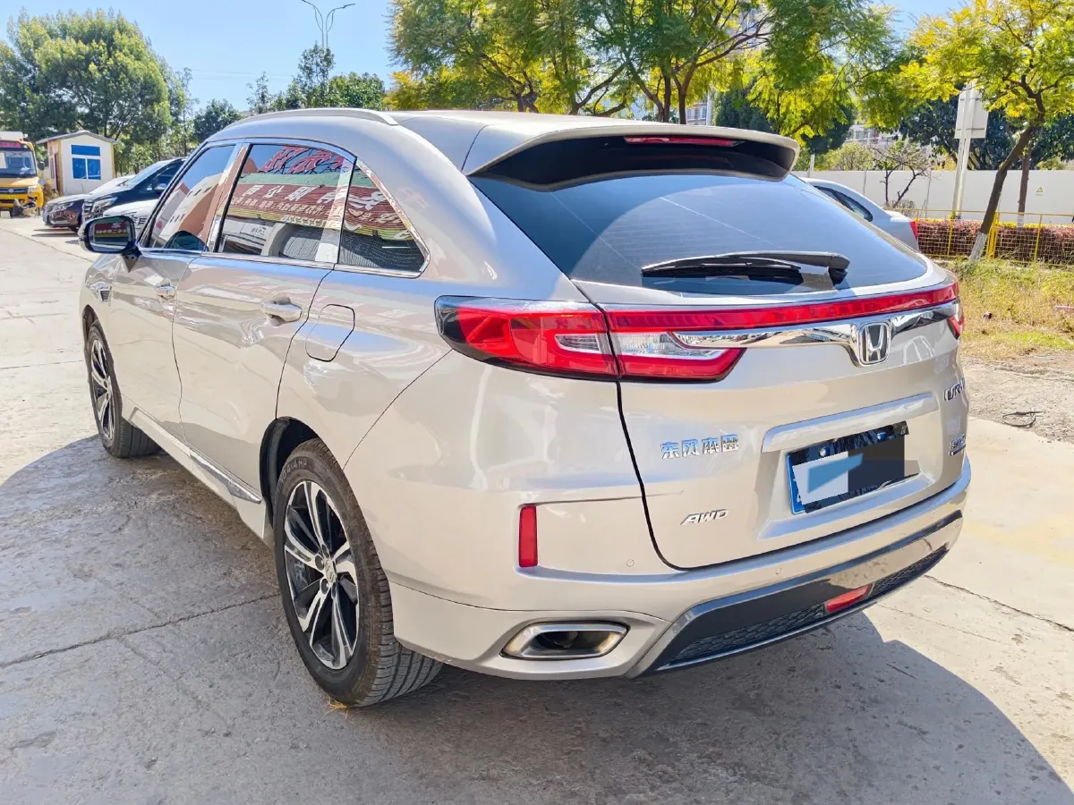 2017 Honda UR-V 2.0T 272HP L4 9AT,autocango,china used car exporter,china ev exporter,chinese used car exporter,chinese used ev exporter
