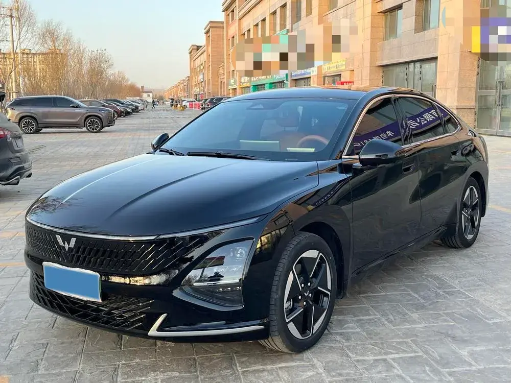 2025 WuLing XingGuang 1.5L 106HP L4 E-CVT PHEV