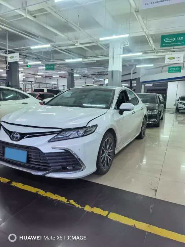 2021 Toyota Camry 2.5L 209HP L4 8AT