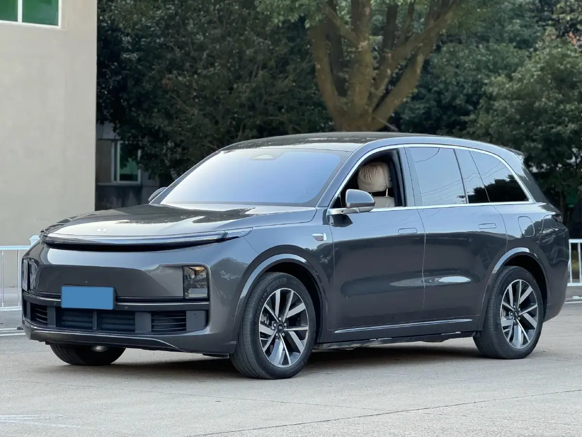 2023 Li L8 Range Extended 154HP REEV 40.9KWH