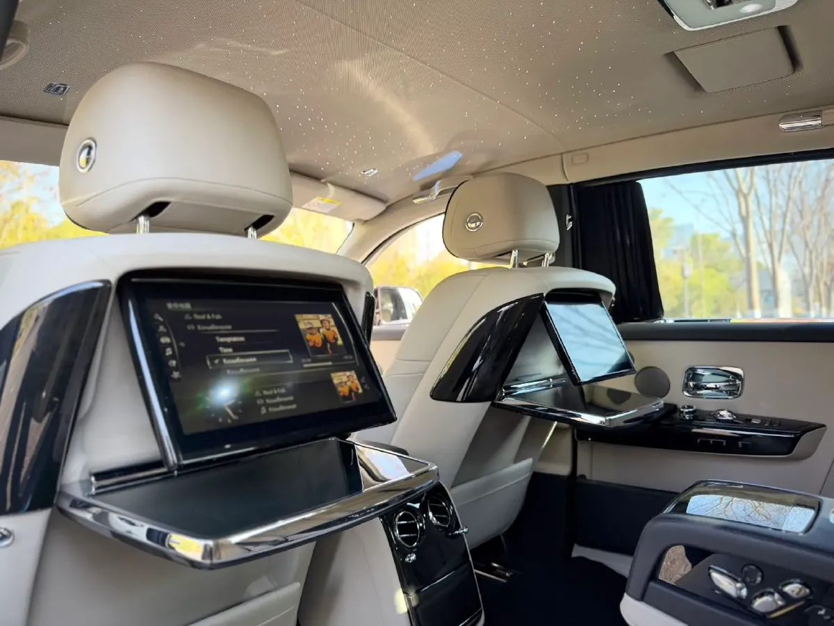 2018 Rolls-Royce Phantom 6.7T 571HP V12 8AT,autocango,china used car exporter,china ev exporter,chinese used car exporter,chinese used ev exporter