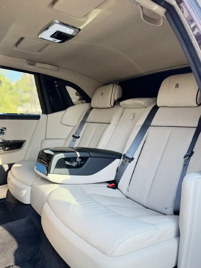 2018 Rolls-Royce Phantom 6.7T 571HP V12 8AT,autocango,china used car exporter,china ev exporter,chinese used car exporter,chinese used ev exporter