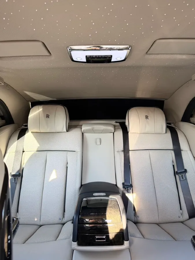 2018 Rolls-Royce Phantom 6.7T 571HP V12 8AT,autocango,china used car exporter,china ev exporter,chinese used car exporter,chinese used ev exporter