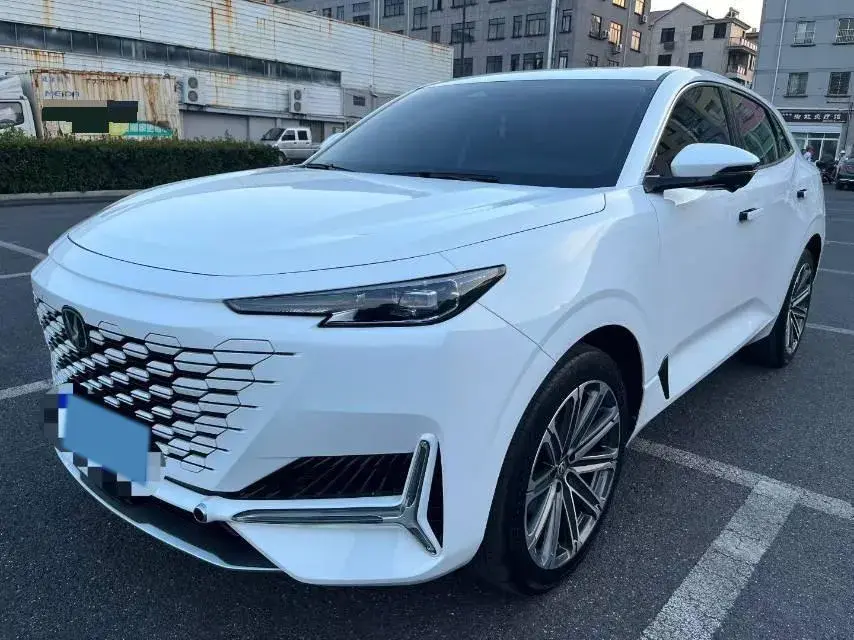 2023 ChangAn UNI-K 2.0T 233HP L4 8AT