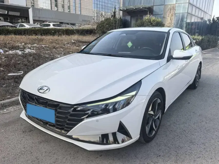 2021 Hyundai Elantra 1.5L 115HP L4 CVT