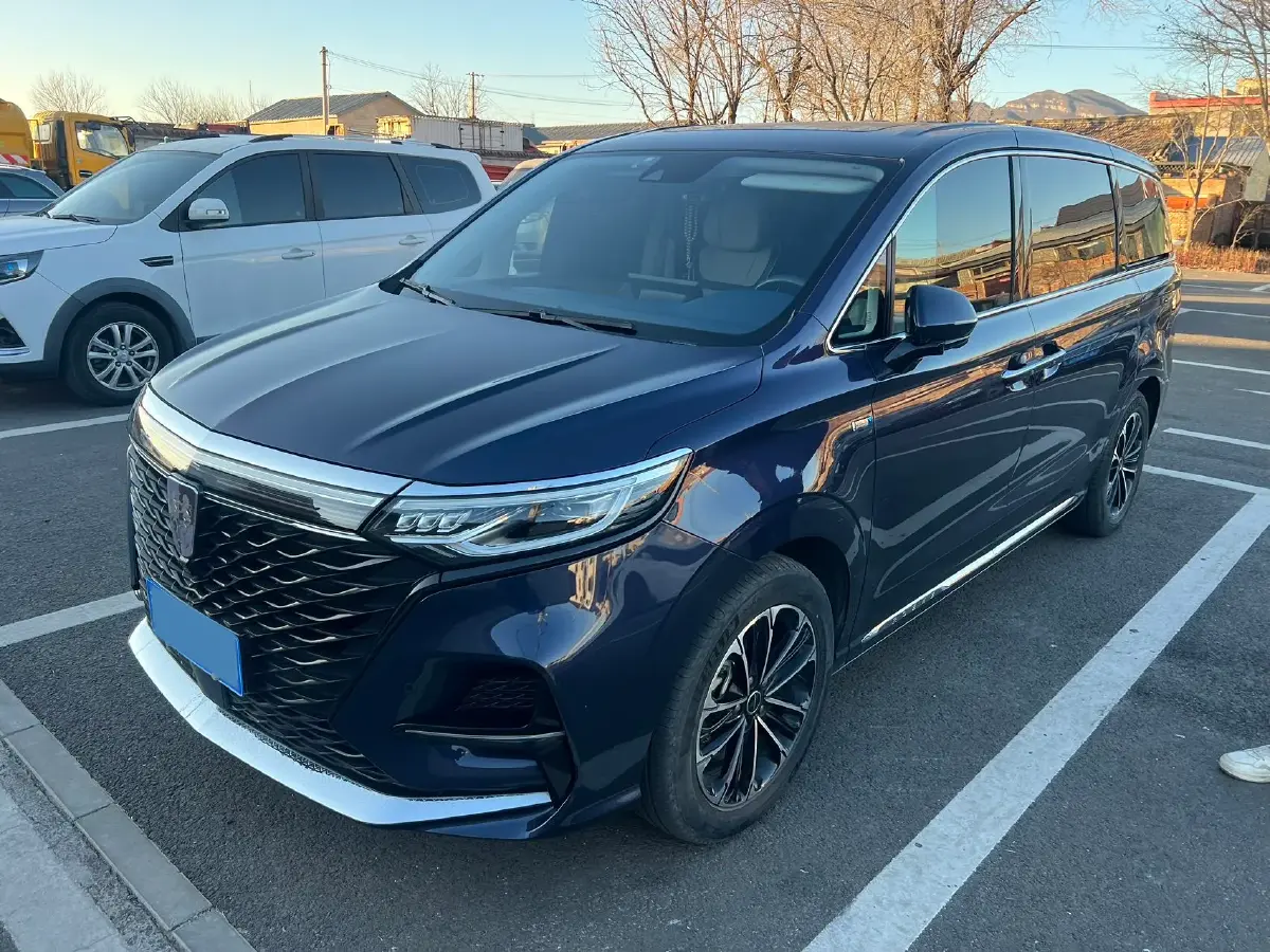 2022 Roewe iMAX8 2.0T 234HP L4 8AT