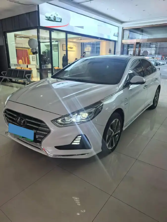 2018 Hyundai Sonata 2.0L 156HP L4 6AT PHEV 12.9KWH