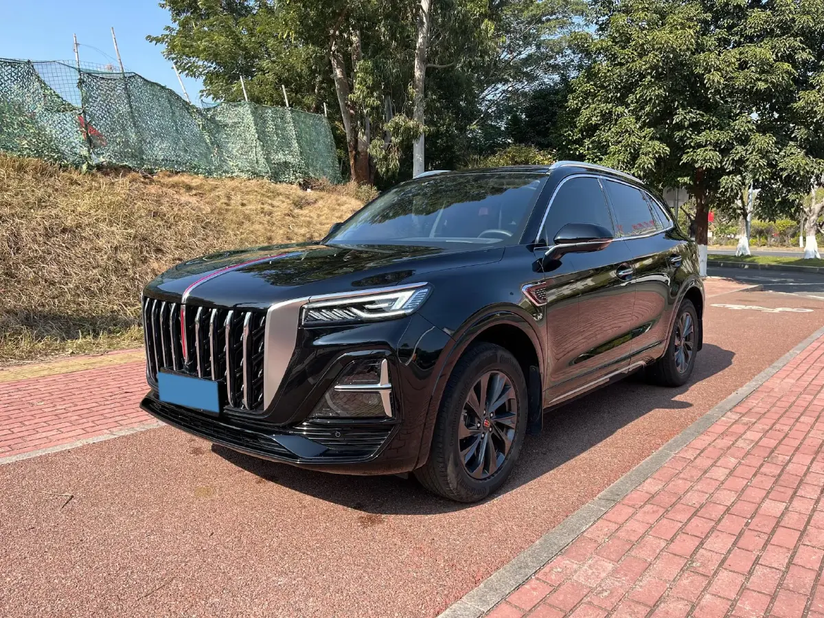 2023 HongQi HS5 2.0T 252HP L4 8AT
