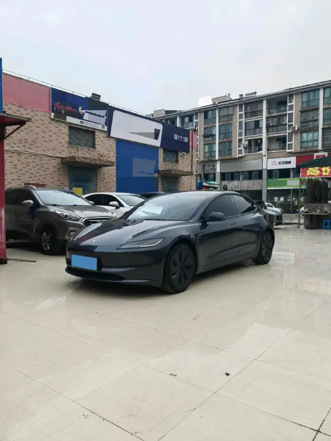 2023 HYPTEC GT BEV 80KWH