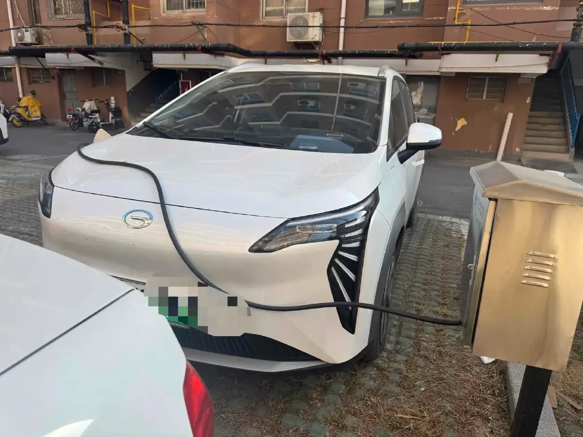 2023 Aion Y BEV 61.7KWH