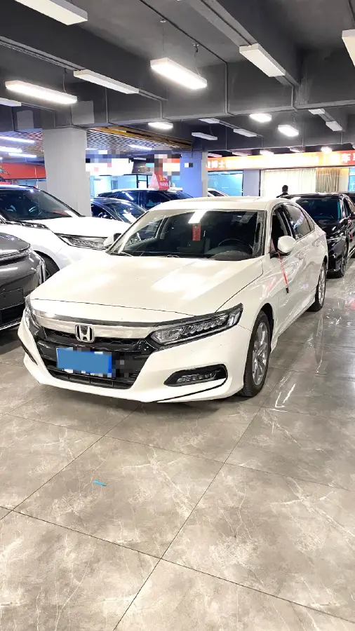 2018 Honda Accord 1.5T 194HP L4 CVT