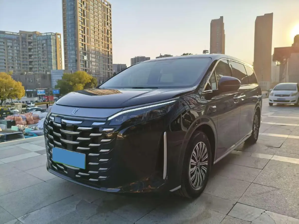2025 BYD Xia 1.5T 156HP L4 E-CVT PHEV 36.6KWH
