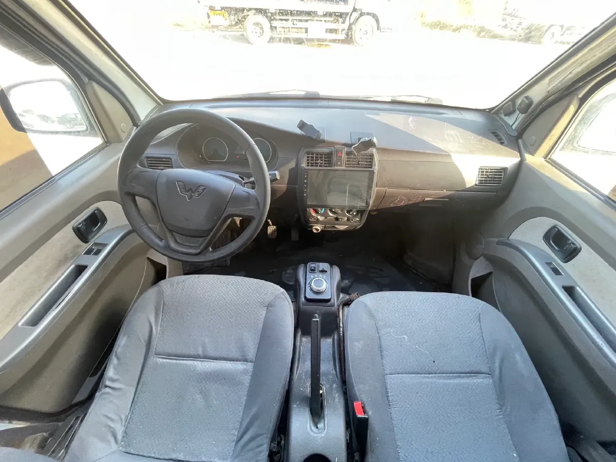 2021 WuLing EV50 BEV 41.6KWH,autocango,china used car exporter,china ev exporter,chinese used car exporter,chinese used ev exporter