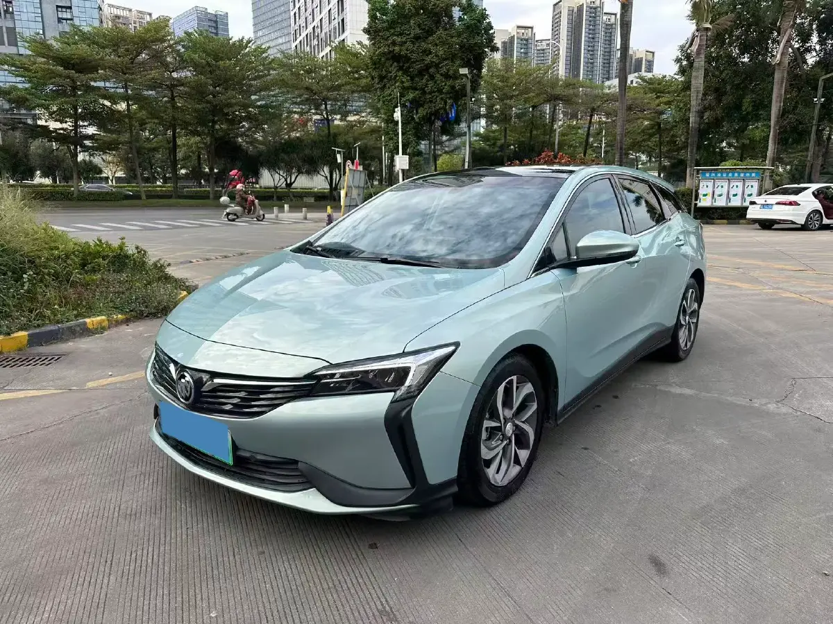 2022 Buick Velite 6 1.5L 102HP L4 E-CVT PHEV 9.5KWH