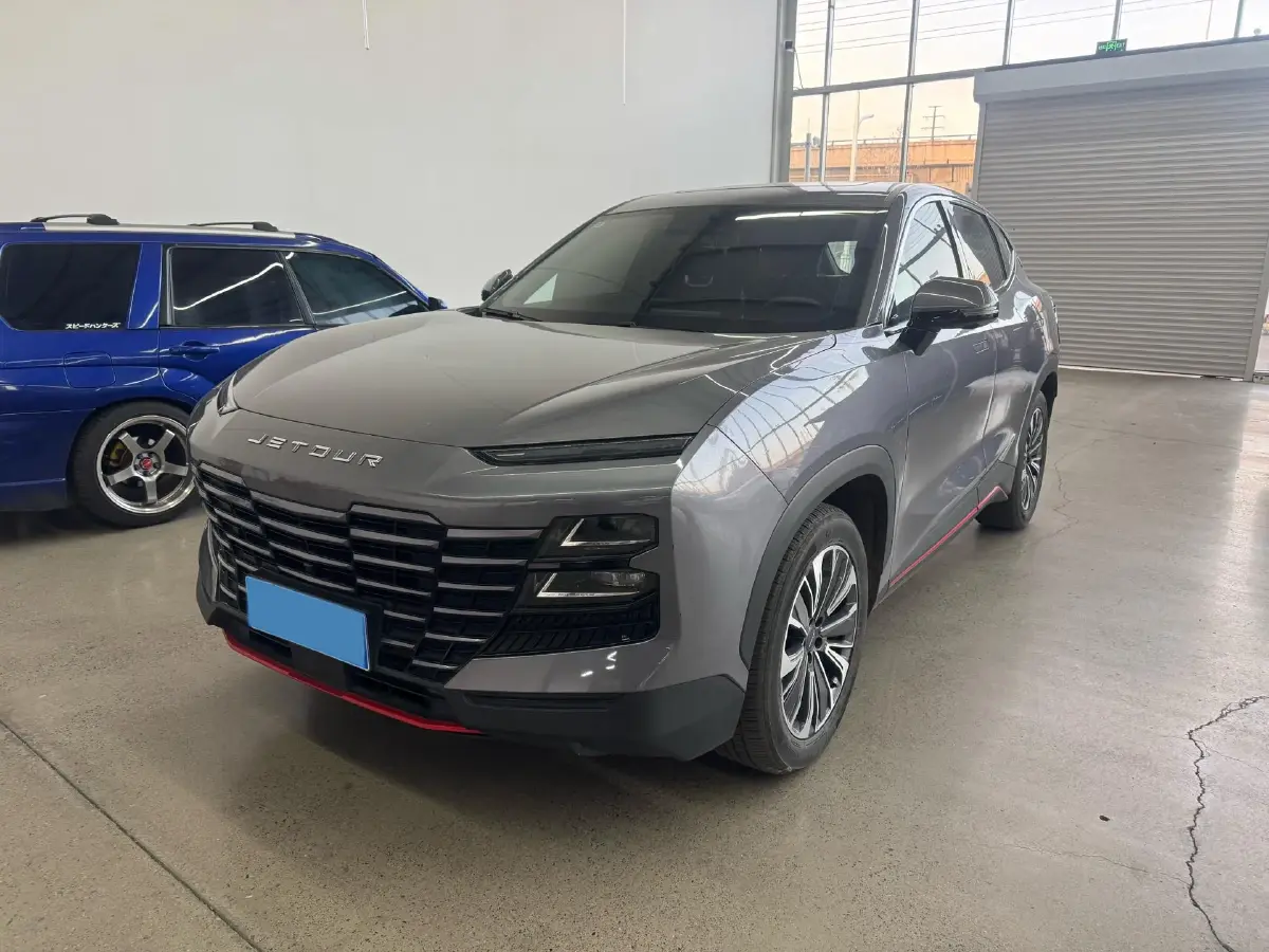 2023 Jetour DASHING 1.5T 156HP L4 6DCT