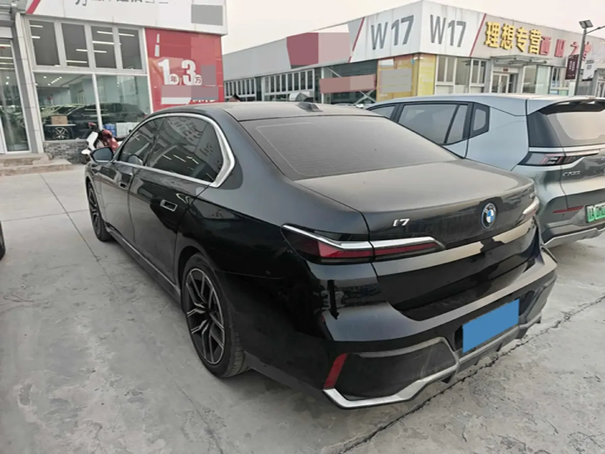 2023 BMW i7 BEV 101.7KWH,autocango,china used car exporter,china ev exporter,chinese used car exporter,chinese used ev exporter