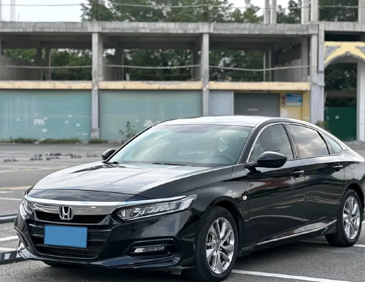 2018 Honda Accord 1.5T 177HP L4 CVT
