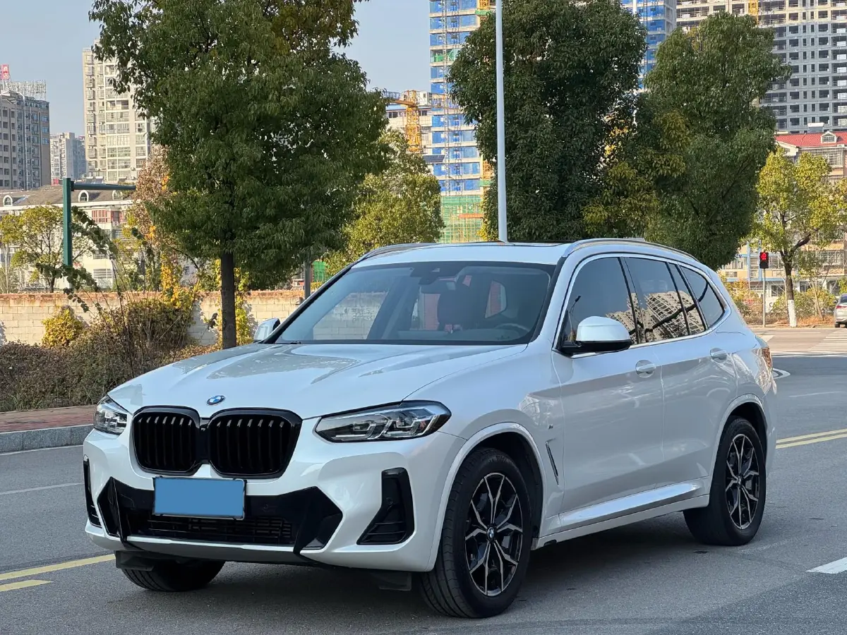 2022 BMW X3 2.0T 184HP L4 8AT